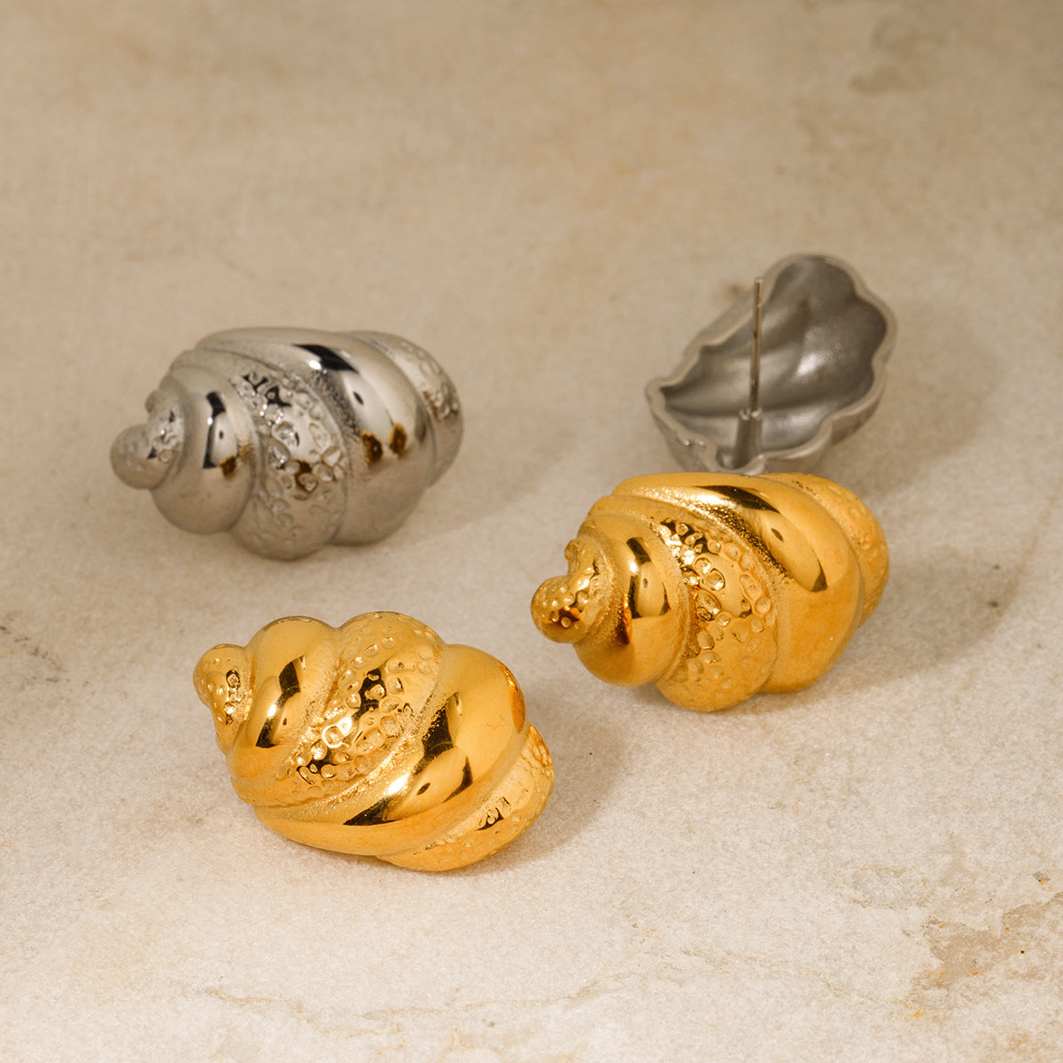 18K Gold Stainless Steel Hammered Claw Bag Earrings