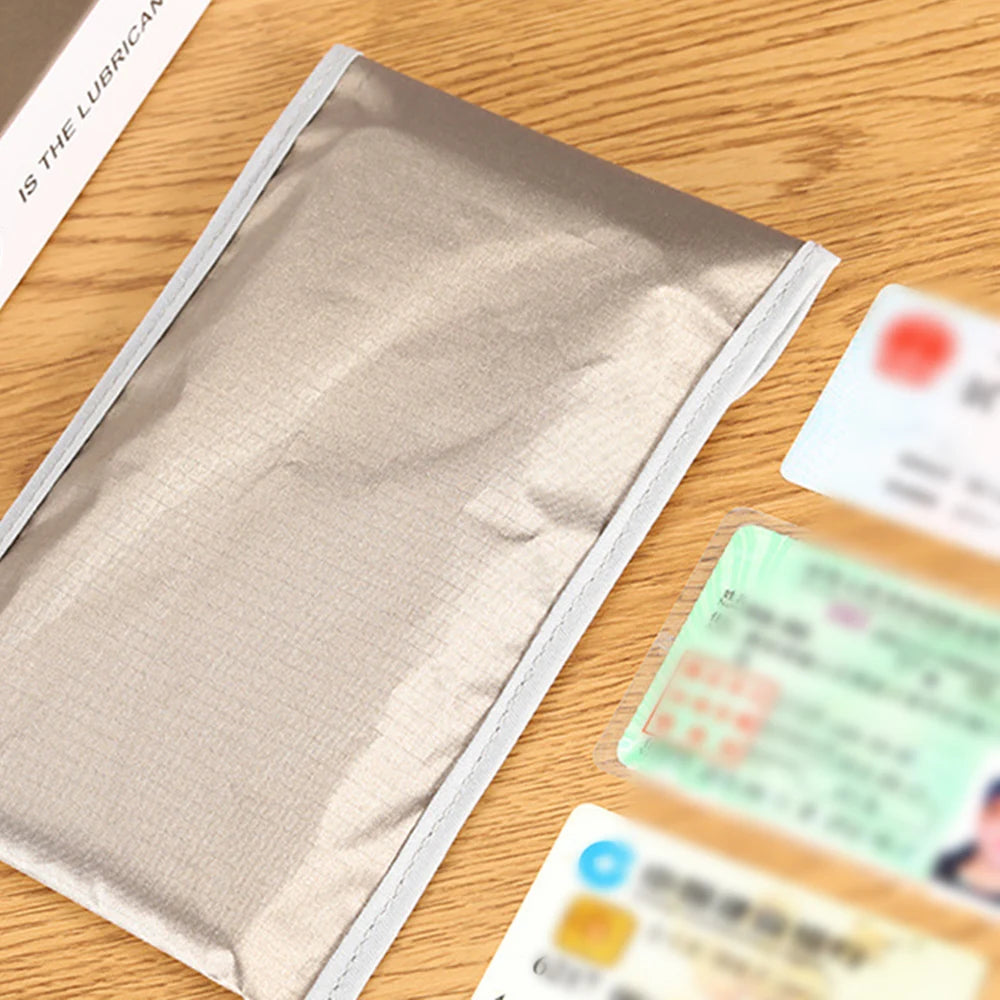 Portable Mobile Phone RF Signal Blocker Anti-Radiation Shield Case Bag Pouch IC Magnetic Card Prevent Degaussing Anti Tracking