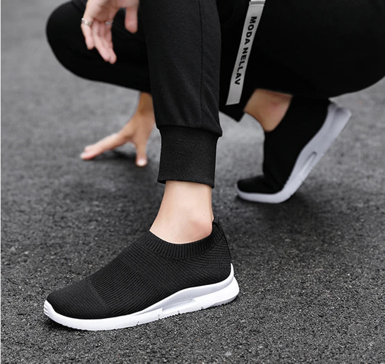 Damyuan Men Light Running Shoes Jogging Shoes Breathable Man Sneakers Slip on Loafer Shoe Men's Casual Shoes Size 46 2020