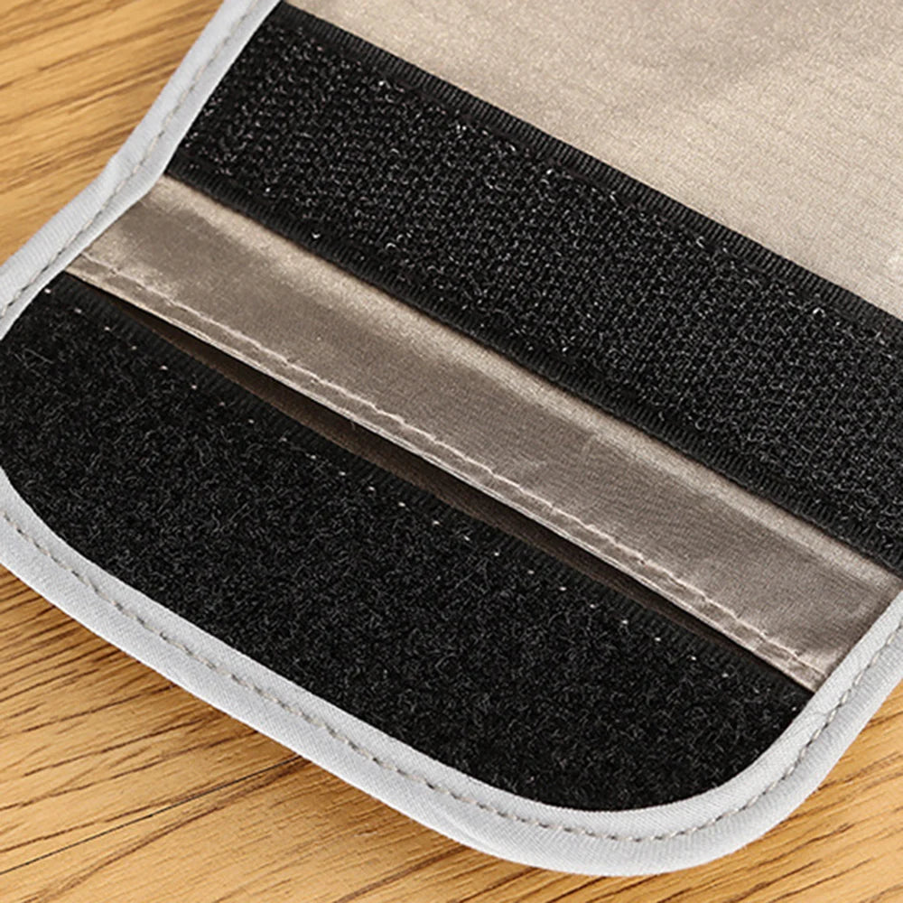 Portable Mobile Phone RF Signal Blocker Anti-Radiation Shield Case Bag Pouch IC Magnetic Card Prevent Degaussing Anti Tracking