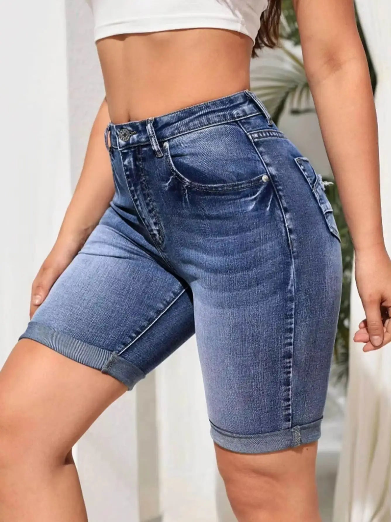 2025 Summer New Women's High Waist Curled Denim Shorts Fashion Casual High Elasticity Slim Knee Length Jeans Shorts