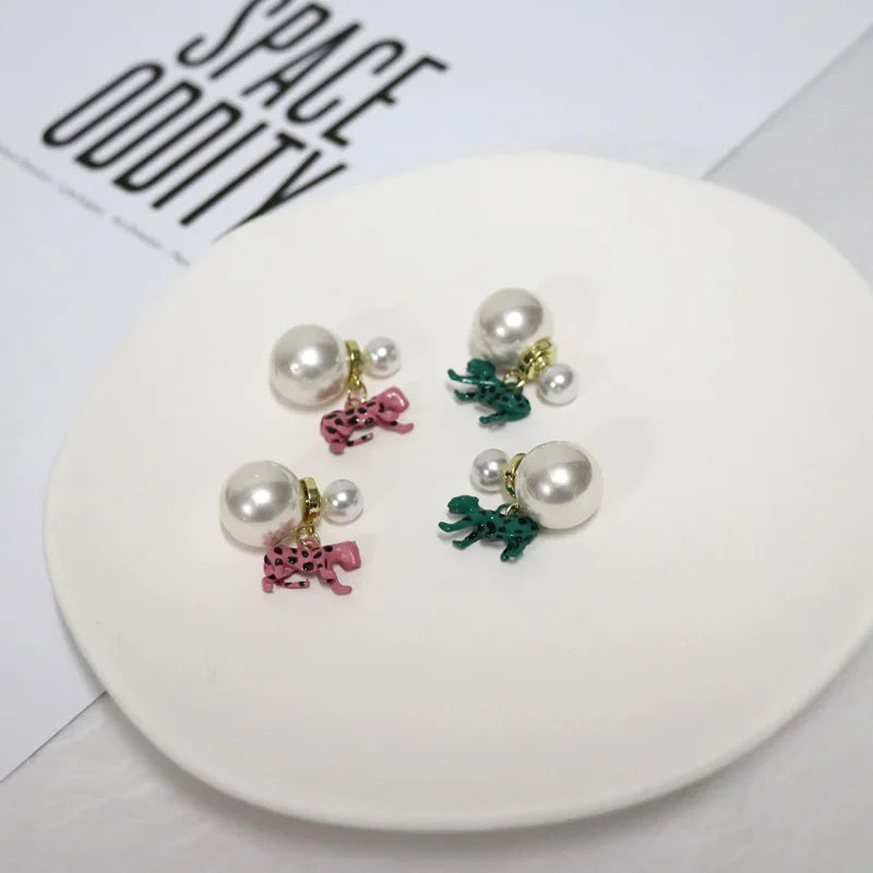 Minority Design Pearl Pink Leopard Light Luxury Fashion Short Necklace Sweet Cool Choker Collarbone Chain Female All-Match