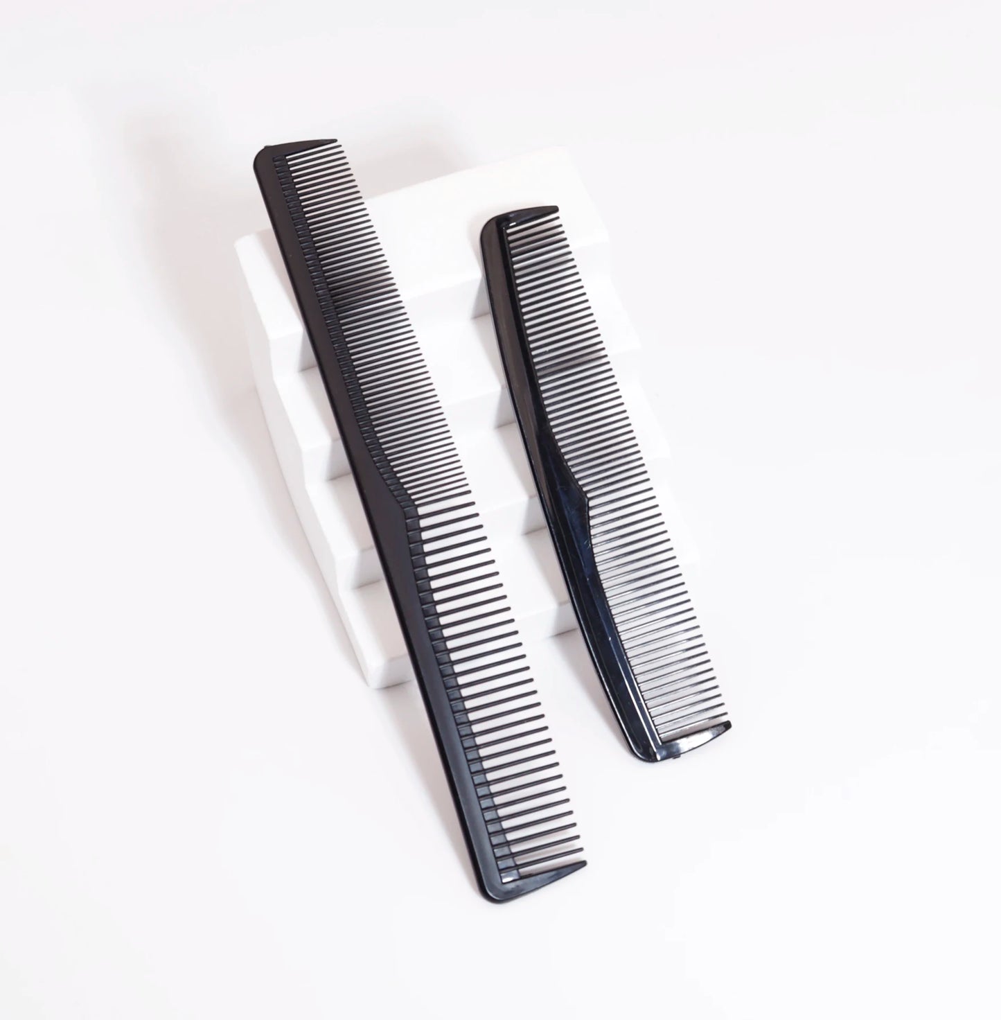 2pcs comb set, anti-static and heat-resistant comb, fine plastic comb for women and men's pockets,Special for real hair wigs