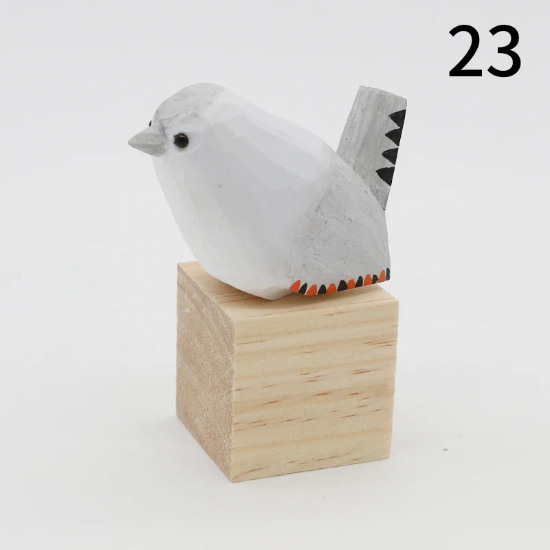 Cute Wooden Bird Figurine Ornaments Painted Hand Carved Wood Birds Statue Carving Animals Miniature Crafts Table Decorate Gifts