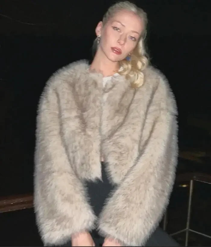 2024 Autumn Winter New Fashion Gradient Fluffy Fur Coat Women High Street Luxury Faux Fox Fur Jacket Female Overcoats