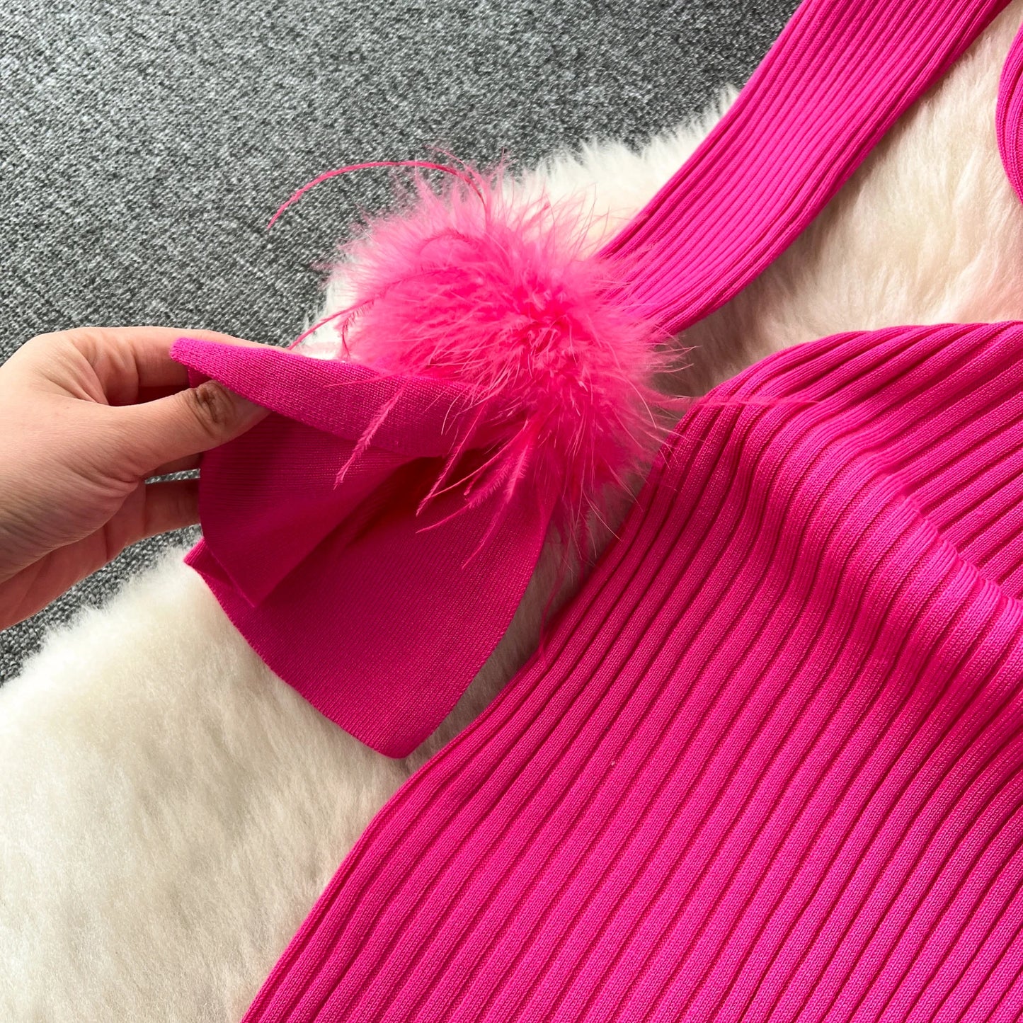 YuooMuoo Women Dress 2023 Autumn Winter Elegant Fur Long Sleeve Knitted Sweater Dress Chic Lady Wrap Hips Bodycon Long Vestidos