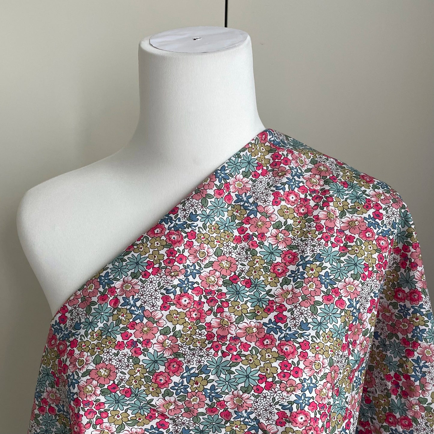 45993696329945|45993698033881|45993698066649|45993698099417|45993698132185|45993698164953|45993698197721