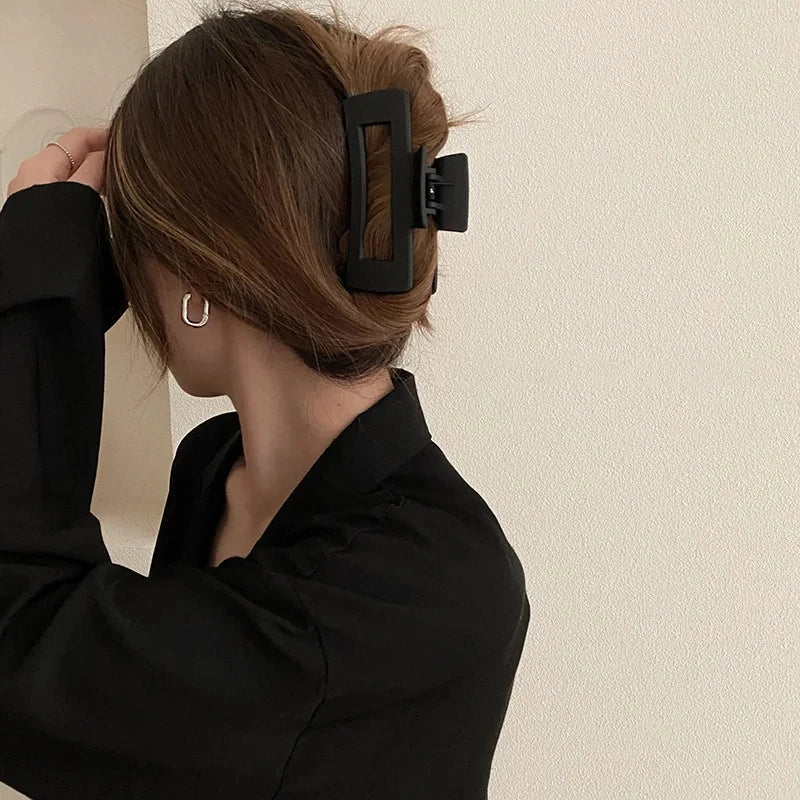 Women Fashion Black Large Hair Claws Multiple Styles Barrette Crab Hair Clips Headwear for Women Girls Hair Accessories