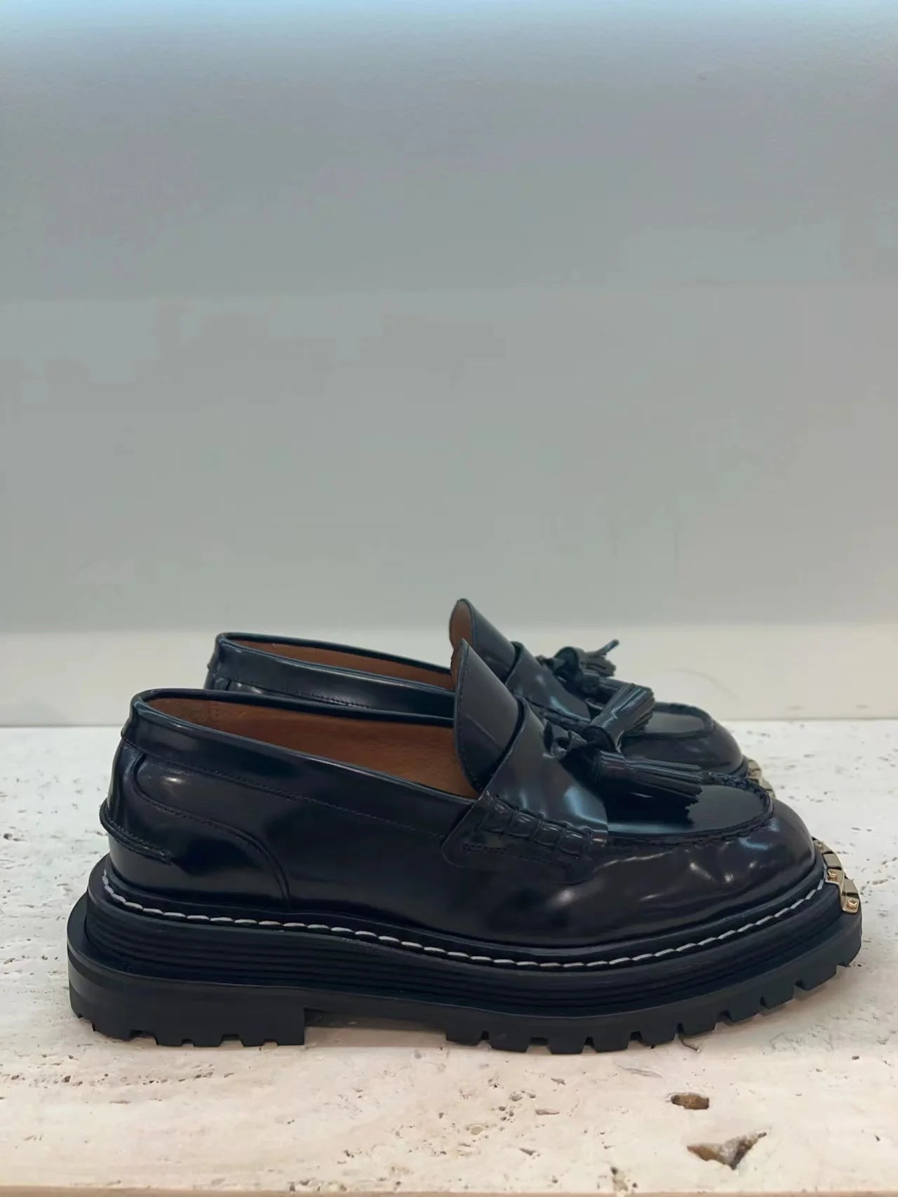 IOO Single Shoes 2025 Spring Winter Brand S Hundreds of Big Gold Teeth Tasseled Louboutins Mary Jane