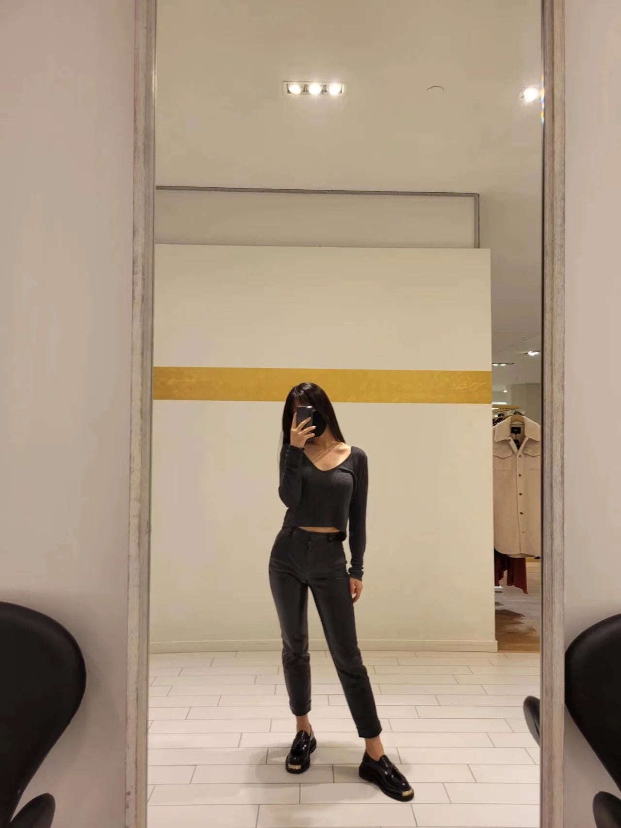 IOO Single Shoes 2025 Spring Winter Brand S Hundreds of Big Gold Teeth Tasseled Louboutins Mary Jane