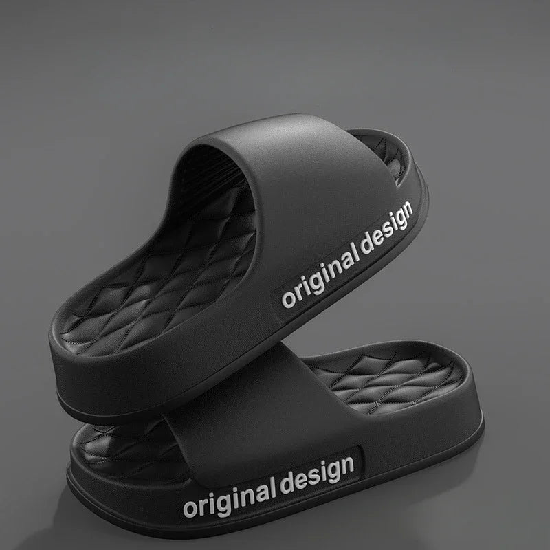 2024 New Men's Summer Slippers EVA Soft Soled Slippers Light Beach Shoes Indoor Outdoor Light Couple Slippers Designer Shoes Men