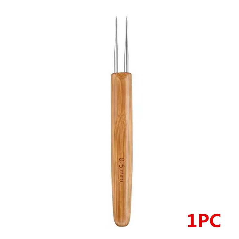 1Pc 0.5mm/0.75mm Dreadlock Crochet Hook Wood Crochet Needles Hair Dreadlocks Tool for Braid Craft