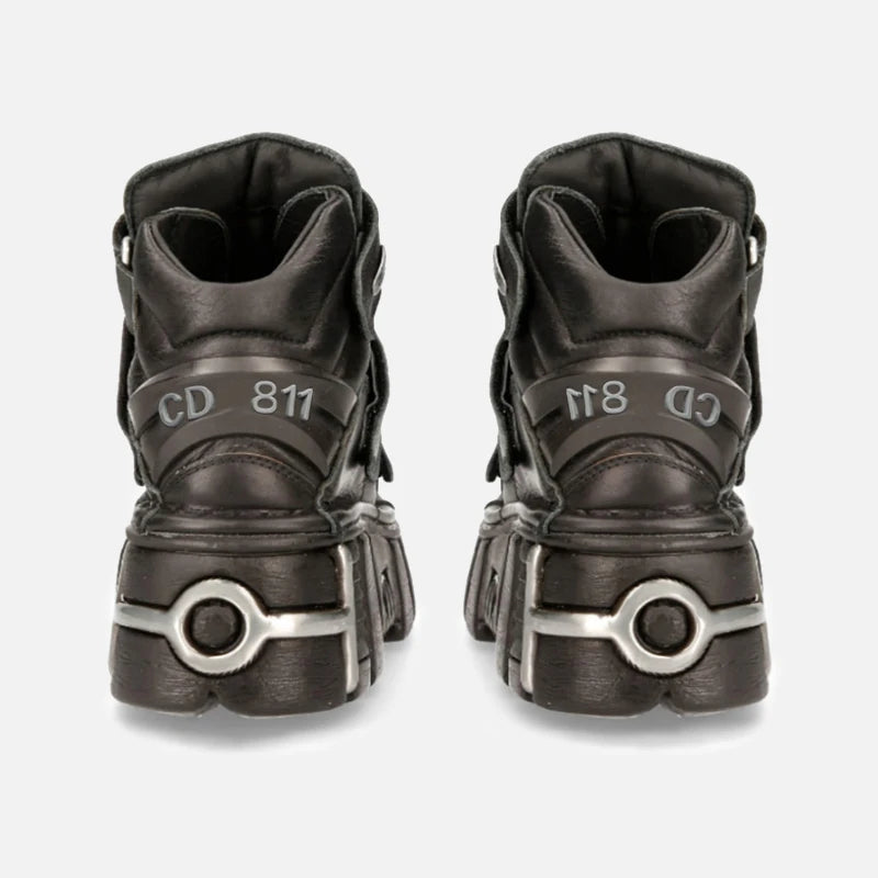 Fall 2023 New Men's British Style Lace-up Leather Spanish Metal Special-Interest Design Punk Platform Shoes Women