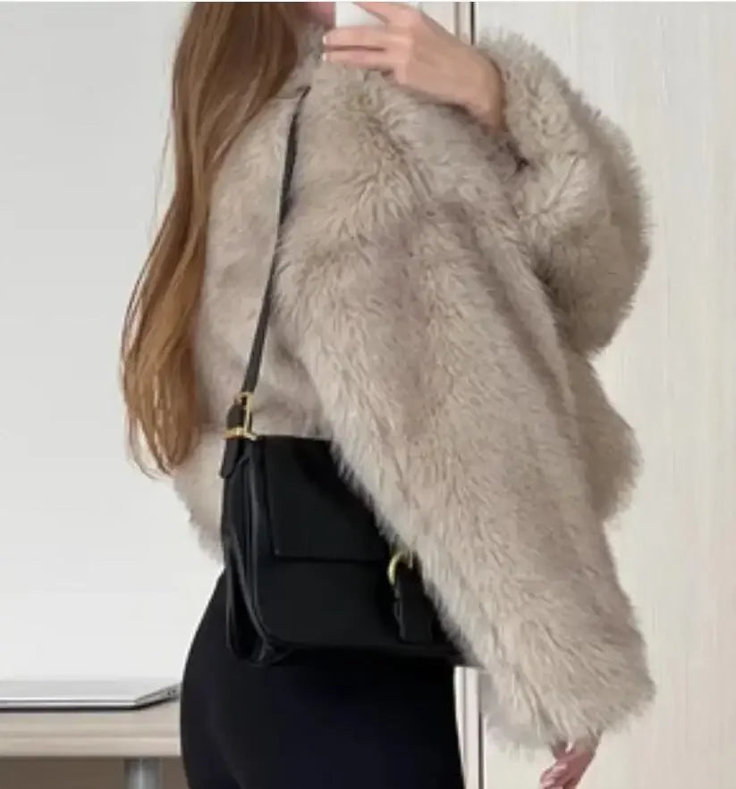 2024 Autumn Winter New Fashion Gradient Fluffy Fur Coat Women High Street Luxury Faux Fox Fur Jacket Female Overcoats