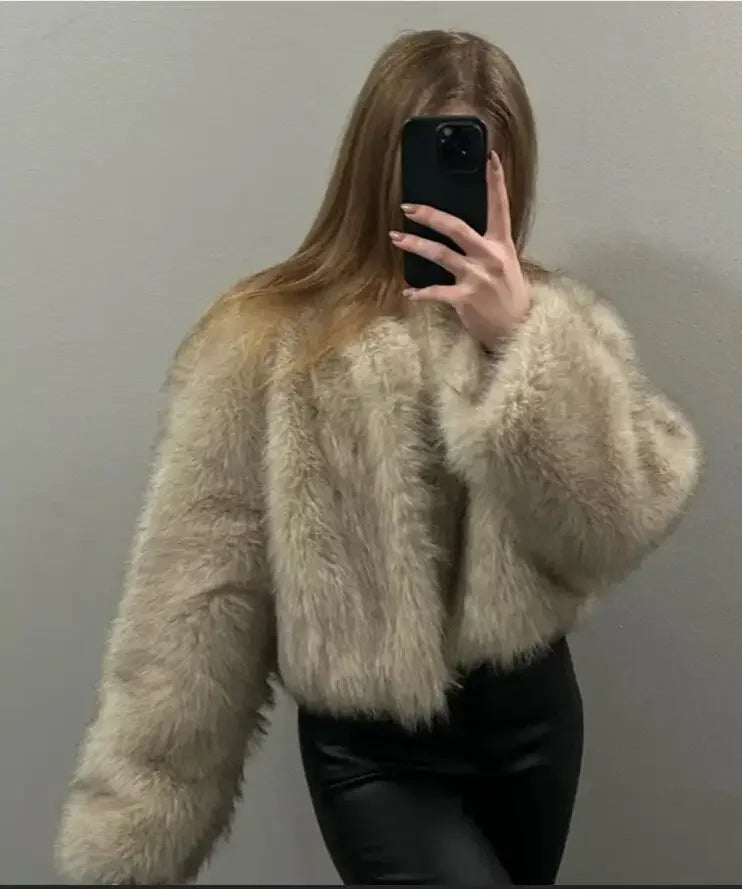 2024 Autumn Winter New Fashion Gradient Fluffy Fur Coat Women High Street Luxury Faux Fox Fur Jacket Female Overcoats