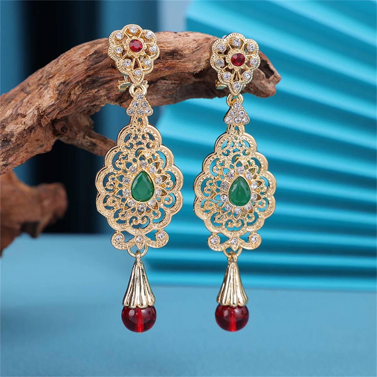 Light Luxury Set Drop Gemstone Cutout Design Earrings Moroccan Girls Gold-Plated Earrings Pendant Bride Wedding jewelry