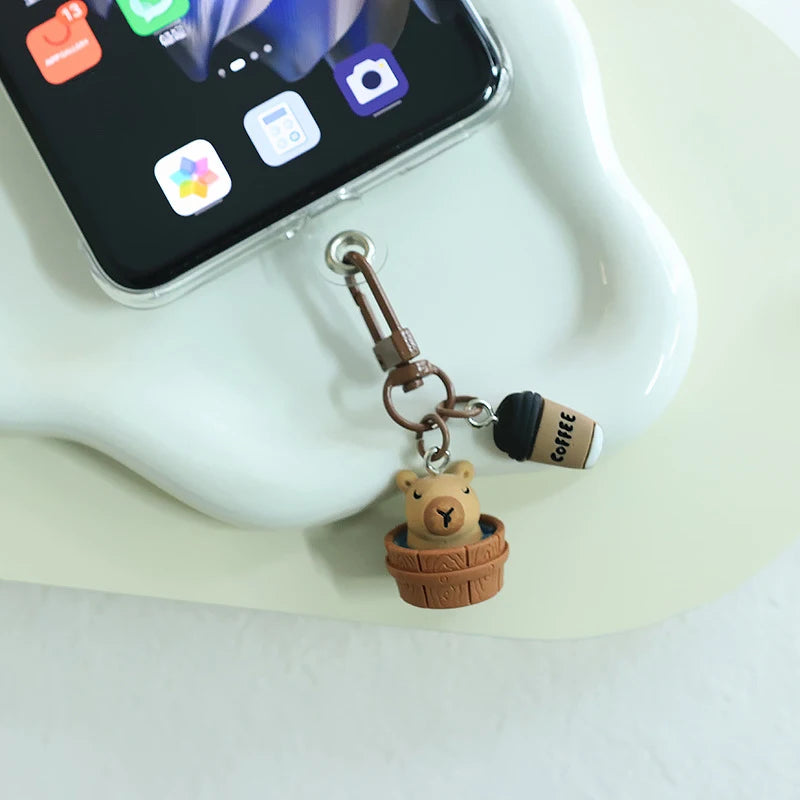 Resin Shawl Capybara Keychain Funny Scarf Capibara Bag Hanging Kapibara Pendant Cute Funny Fashion Animal Keyring
