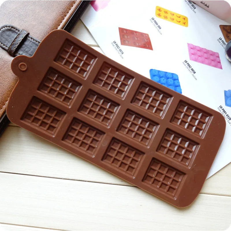 12 Gird Chocolate Silicone Mold Fondant Waffles Baking Mould Candy Cake Biscuit Making Tools Kitchen Supplies Candle Soap Moulds