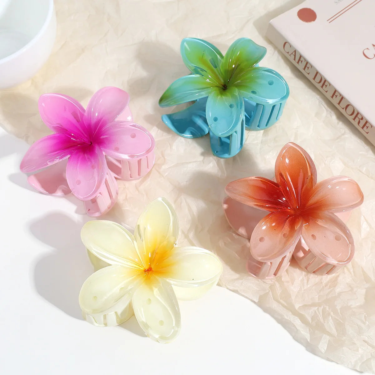 Gradient Large Flower Acrylic Hair Clip for Women Sweet Hairpins Hair Claws Crab Clamp Barrettes Hawaiian Hair Accessories