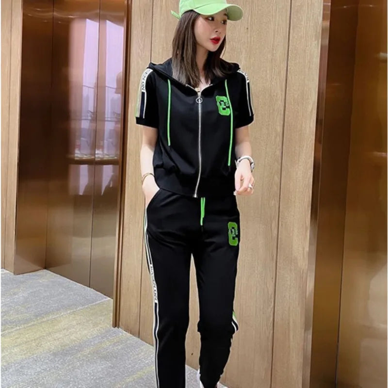 Women's Fashion Tracksuit Spring And Autumn New Casual Suit Short Sleeve Hooded Top Pants Two Piece Set For Women Loose Clothes