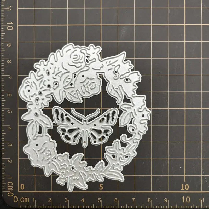 25 kinds wreath plate book Metal Cutting Dies Stencils For DIY Scrapbooking Decorative Embossing Handcraft Die CutsTemplate