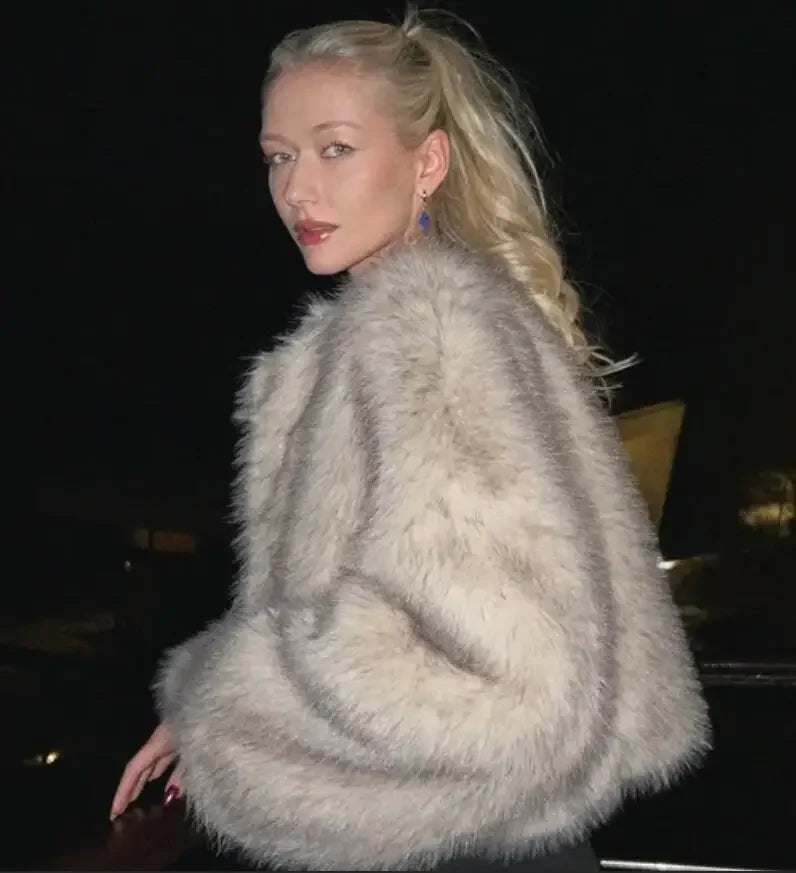 2024 Autumn Winter New Fashion Gradient Fluffy Fur Coat Women High Street Luxury Faux Fox Fur Jacket Female Overcoats