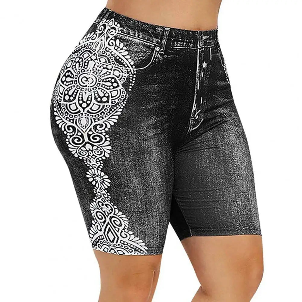 Wear-resistant Woman Shorts Slim Fit Ladies Pants Sweat-absorbing Soft Summer Women Shorts  Daily Wear