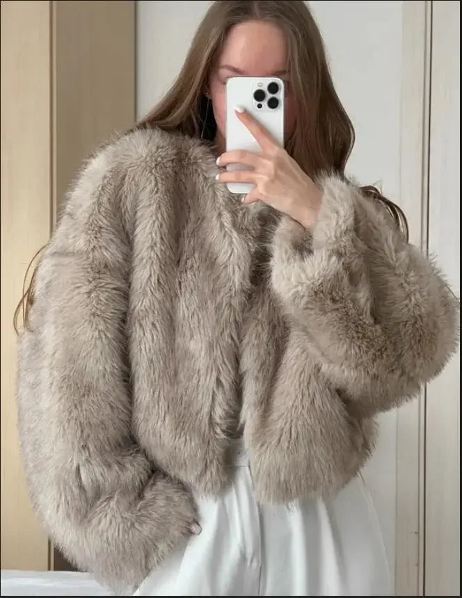 2024 Autumn Winter New Fashion Gradient Fluffy Fur Coat Women High Street Luxury Faux Fox Fur Jacket Female Overcoats