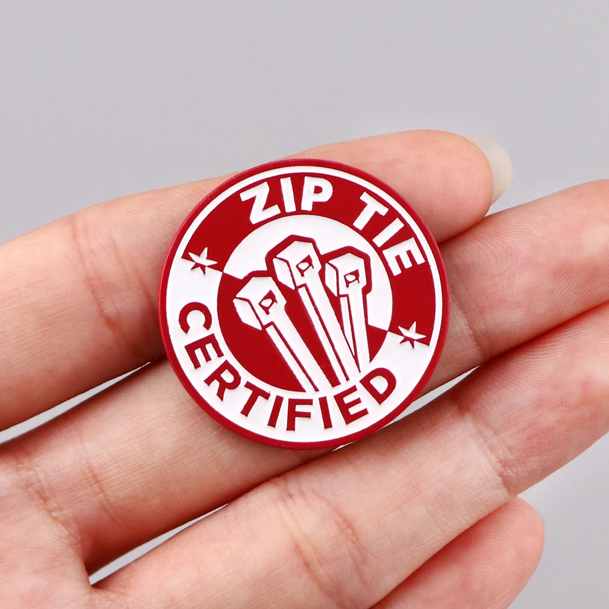 WARING Brooches for Women Encouragement Quotes Enamel Pins Clothes Badges Lapel Pins for Backpack Fashion Jewelry Worker Gift